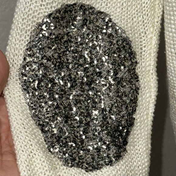 Tobi Cream Sweater with Elbow Detail - Picture 6 of 12